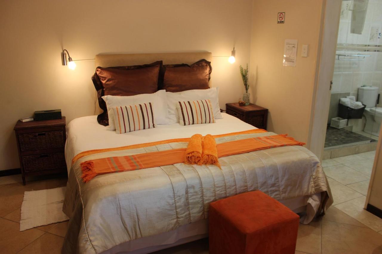 Pniel Lumley'S Place Guesthouse מראה חיצוני תמונה